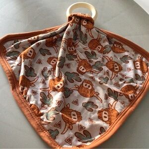 Highland cow lovey with ring